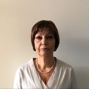 Meet your Posher, Vita